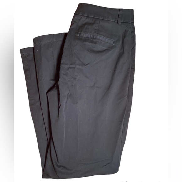 Dockers Pants - Picture 2 of 4